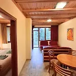 Margarita Mountain Lodge *