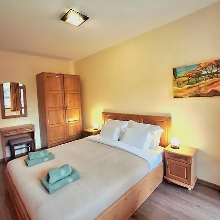 Margarita Mountain Lodge *
