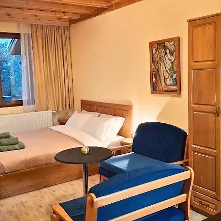 Margarita Mountain Lodge *